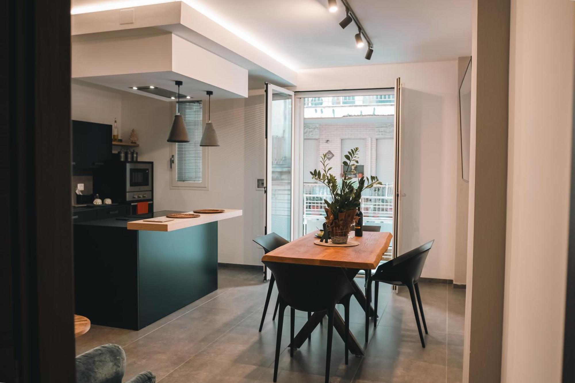 Suite Piazza Mazzini 90 Mq 5 เลชเช ภายนอก รูปภาพ